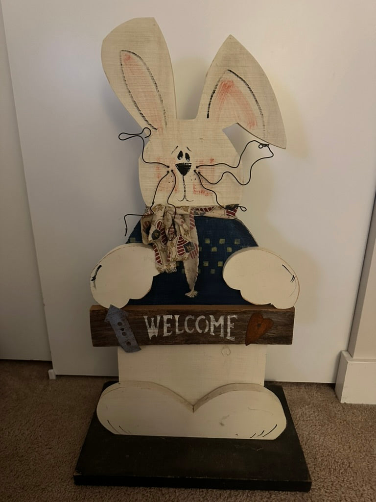 Large Wooden Bunny Welcome Sign