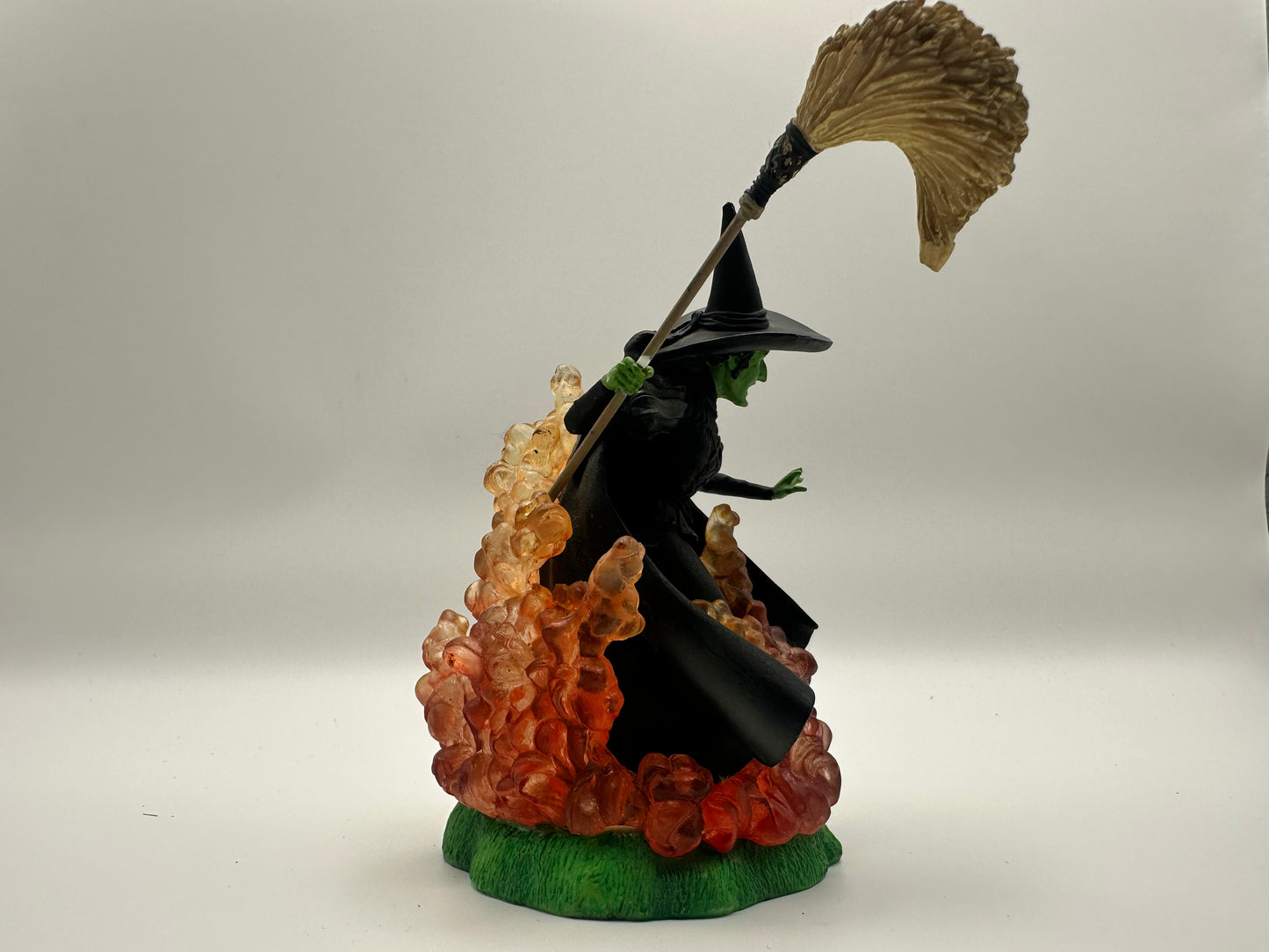 Wicked Witch of the West Engulfed in Flames, Wizard of Oz Figurine